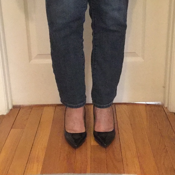 BCBG black patent pumps - Picture 4 of 7